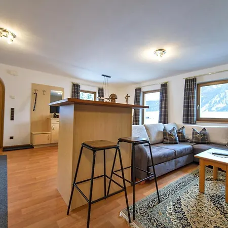 Alpina Apartment *